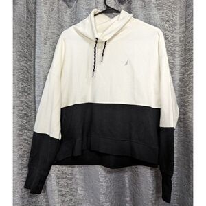 Nautica High Neck Sweater Women's Medium Black/White SOFT‎ Short Body Thumb Hole
